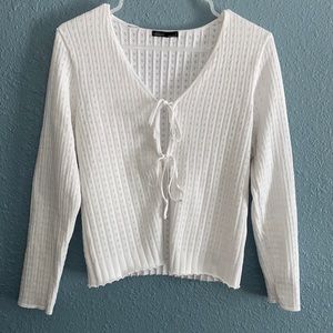 🎀 WHITE FRONT TIE CARDIGAN 🎀